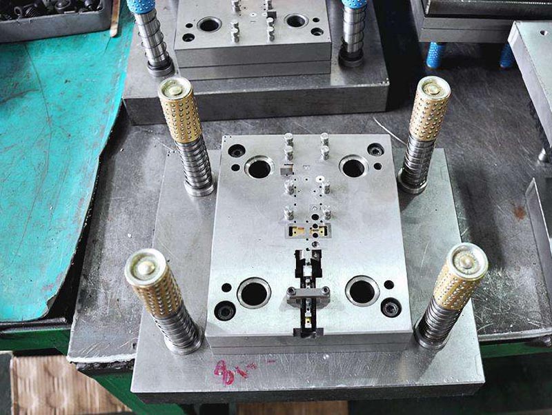 埇桥模具制造-01